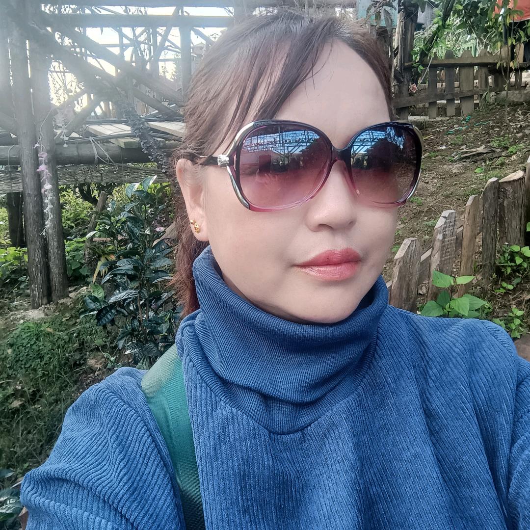 做平河纯手工古树茶的陈姐!