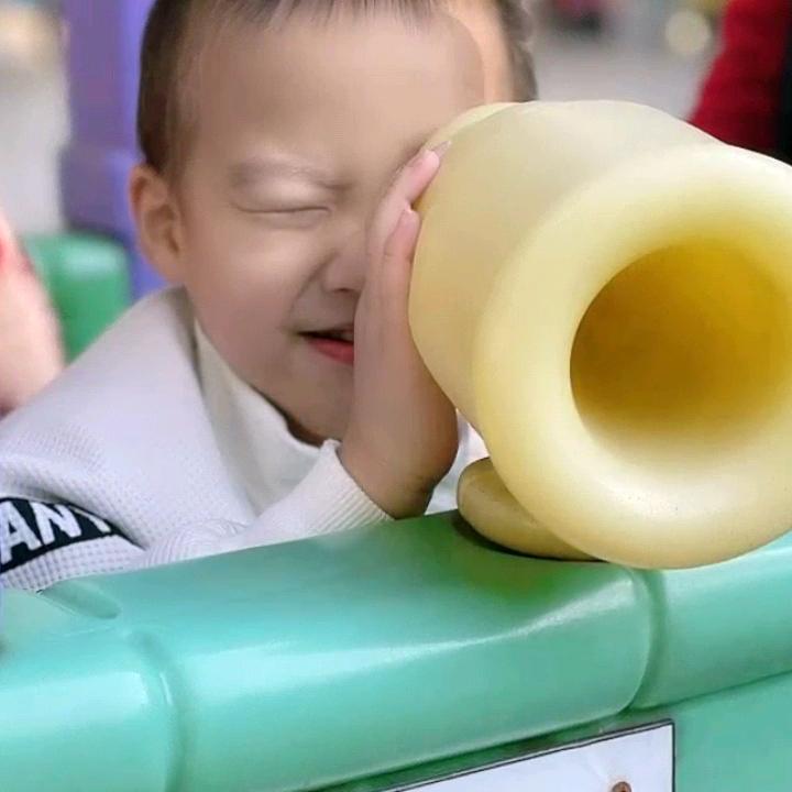 艳颜