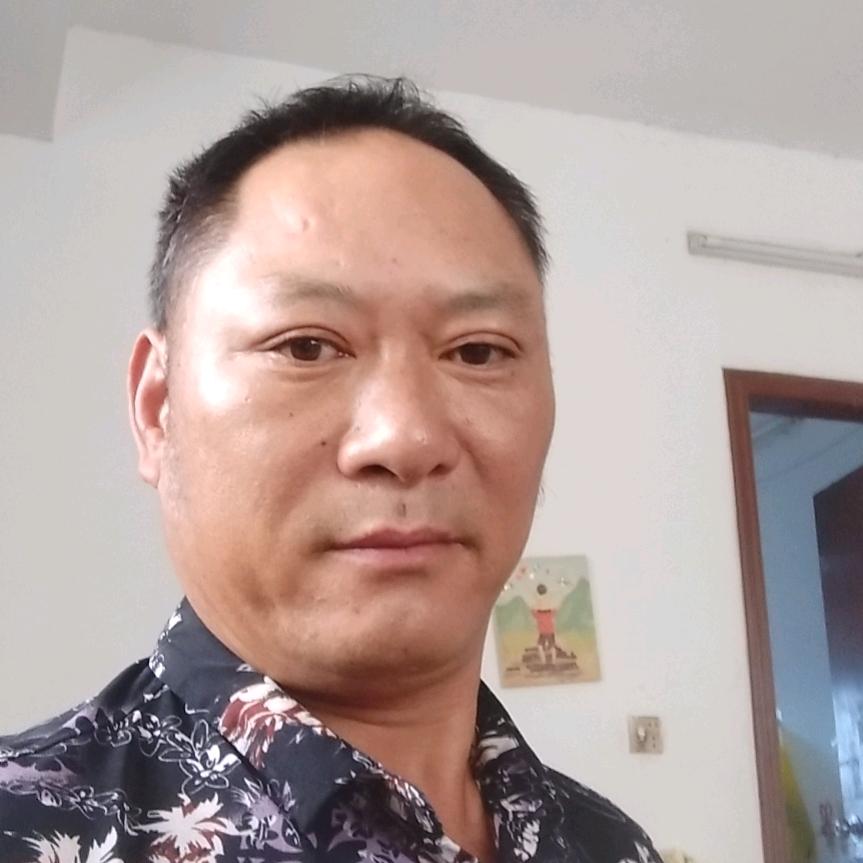 英雄不问出处，流氓不问岁数
