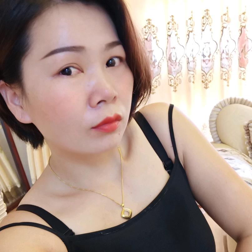 小霞儿