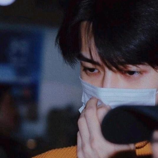 蜡笔大新'.ㅅ'头像
