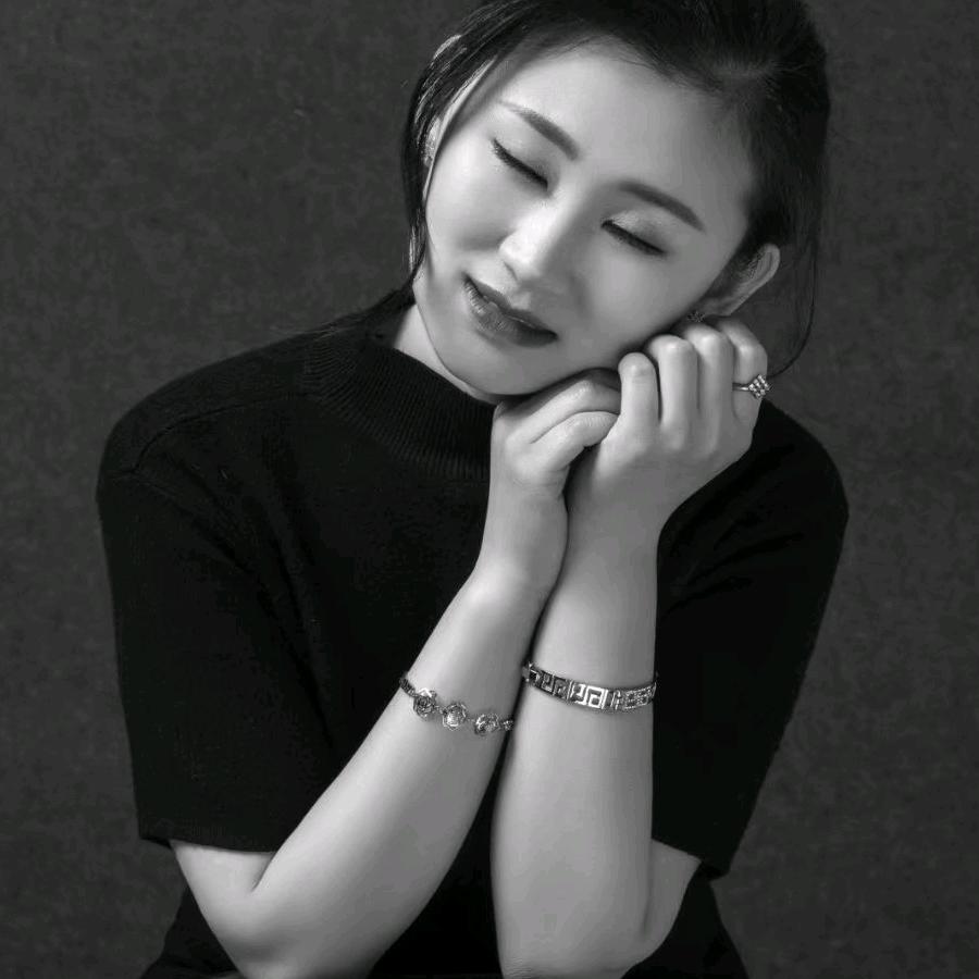 @丽丽💋（壹元烤面筋烤串）