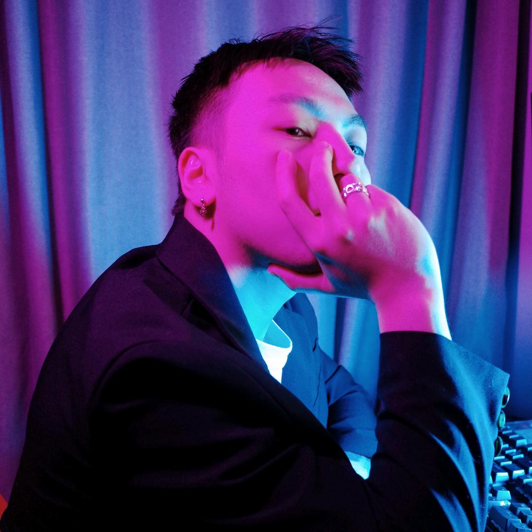 尹老斯（土某豆）@抖音