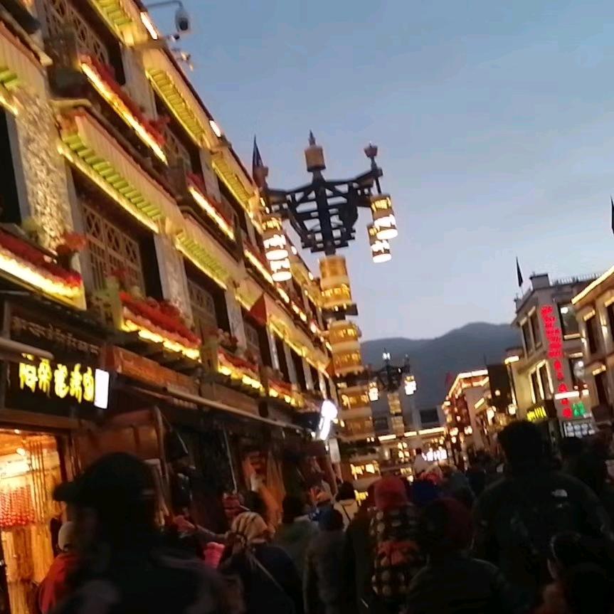 廾  _