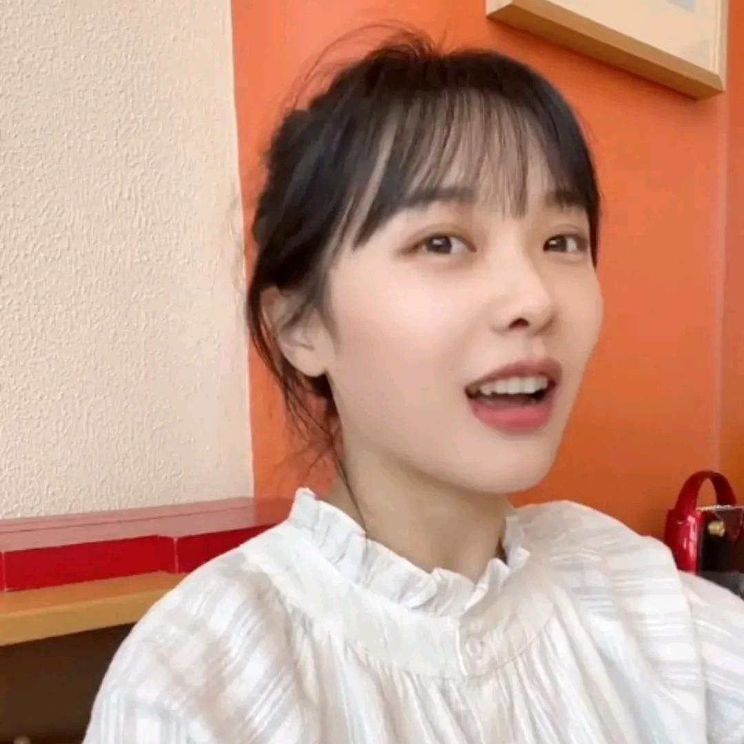 年轻的时候的样子