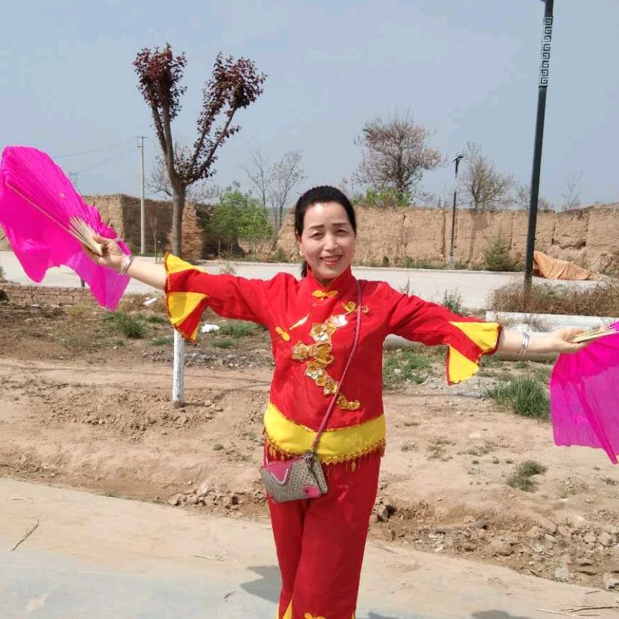 优雅的小草