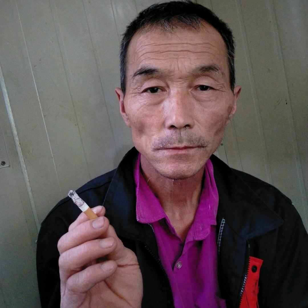 色会你龙哥
