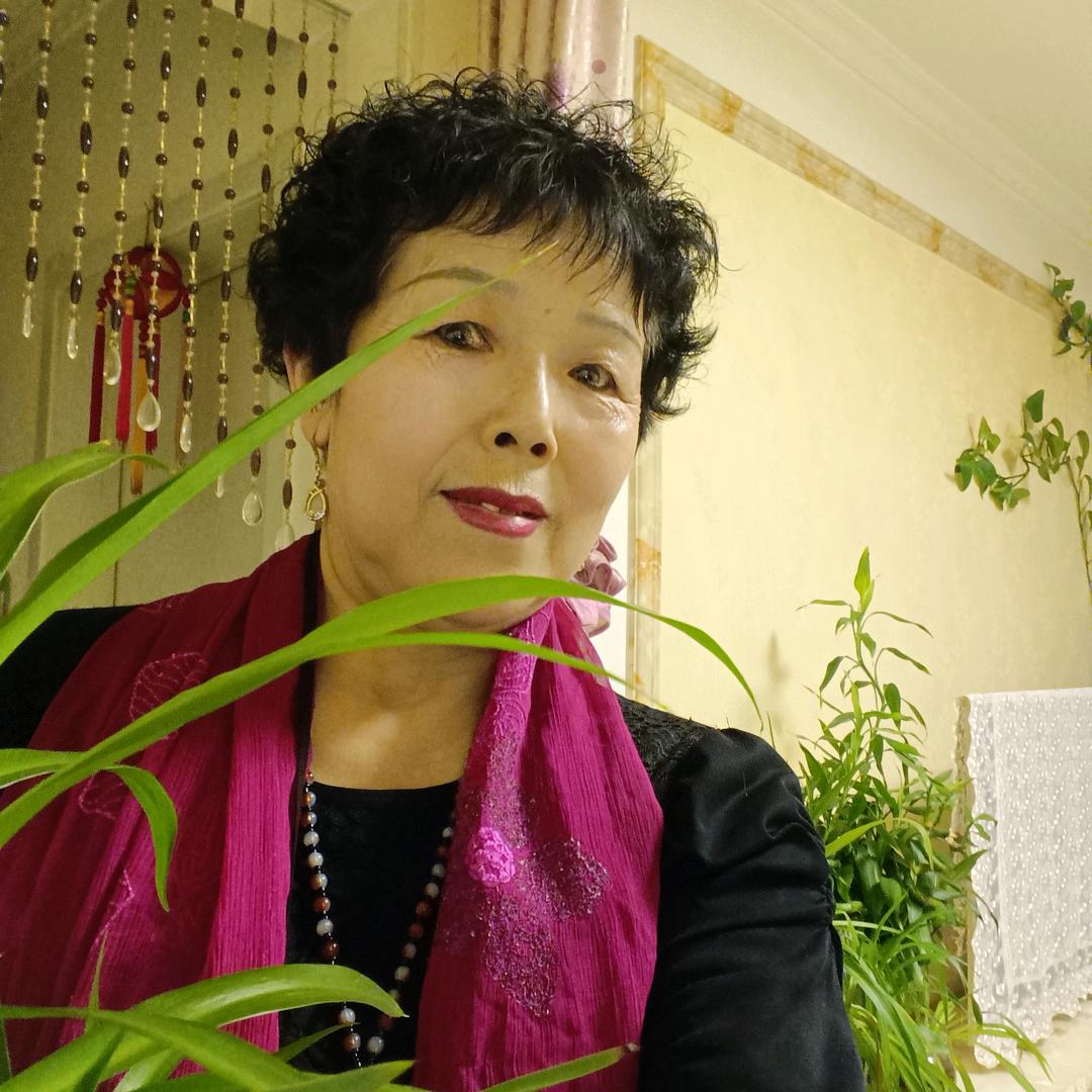 叶子姐姐[每天下午2，30直播]