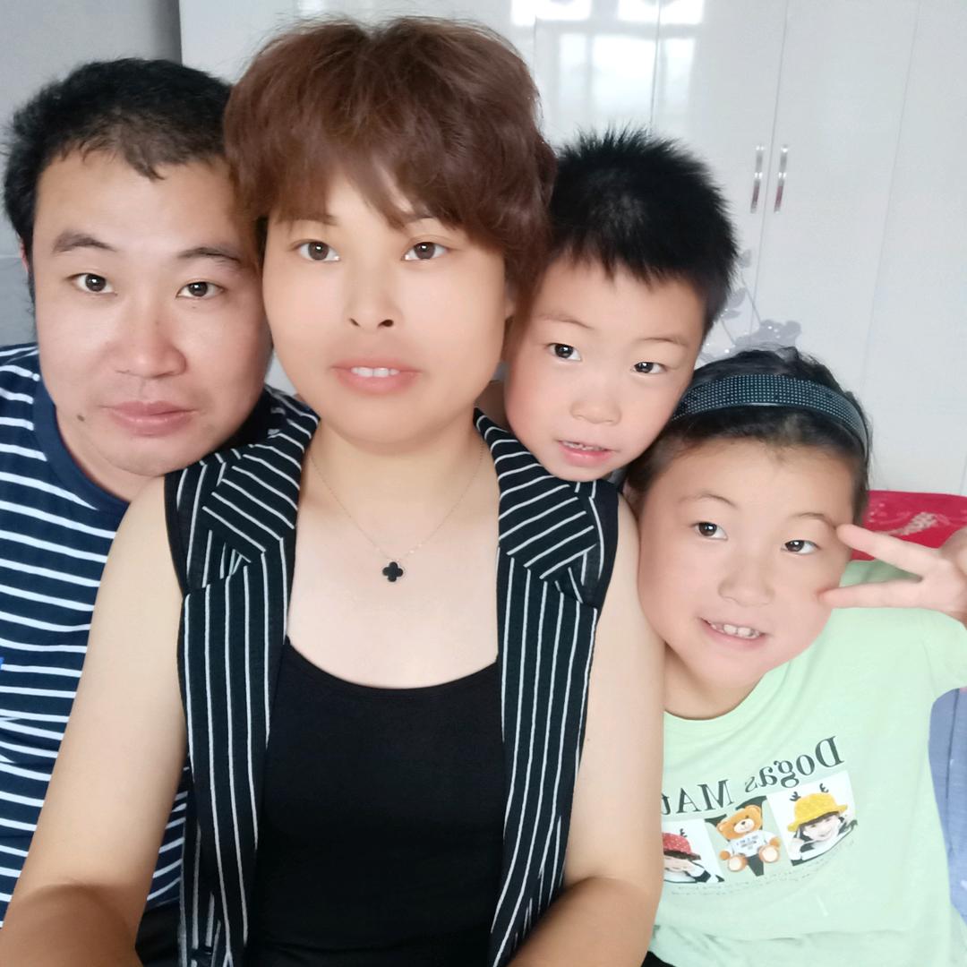 卤味小姐姐