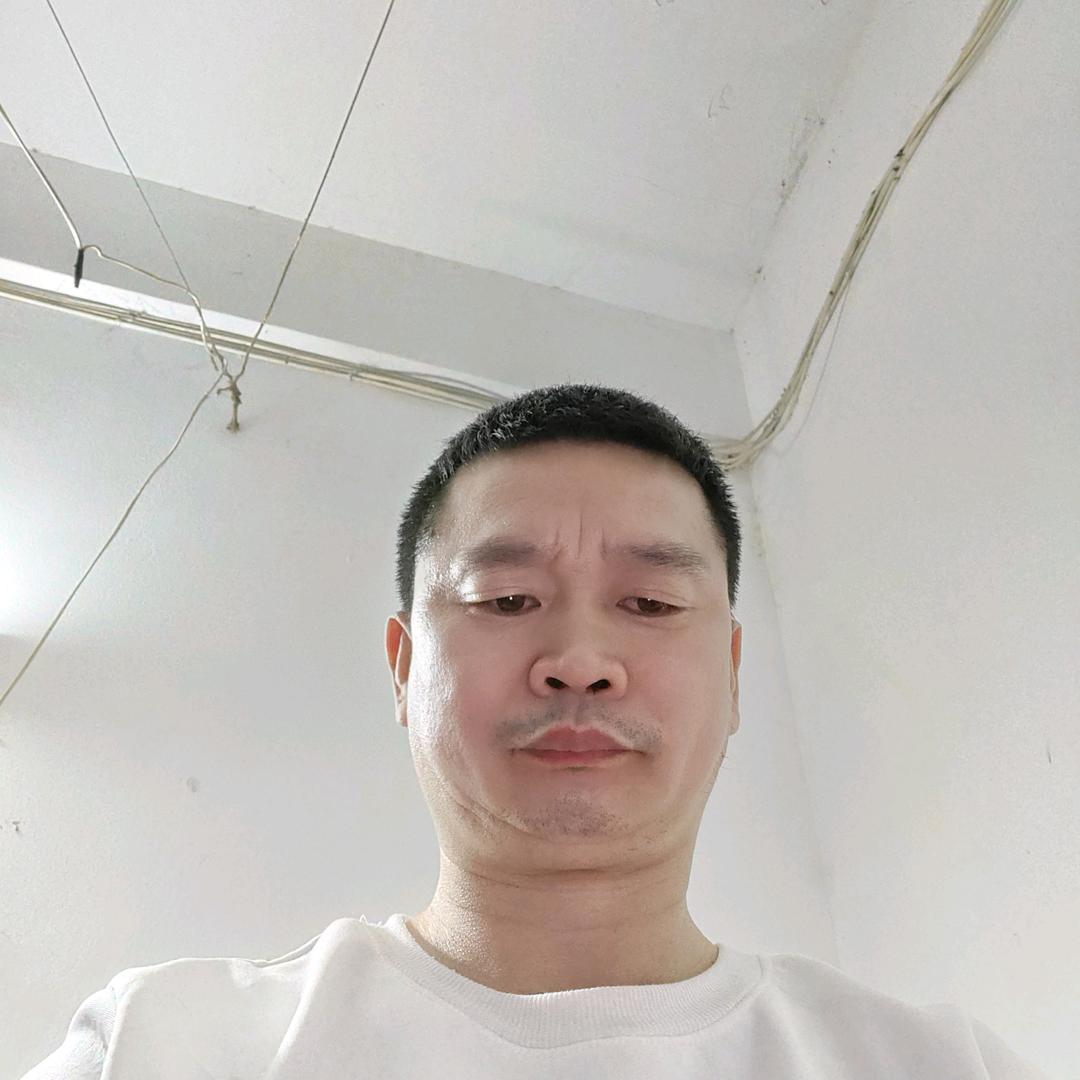 阿亮
