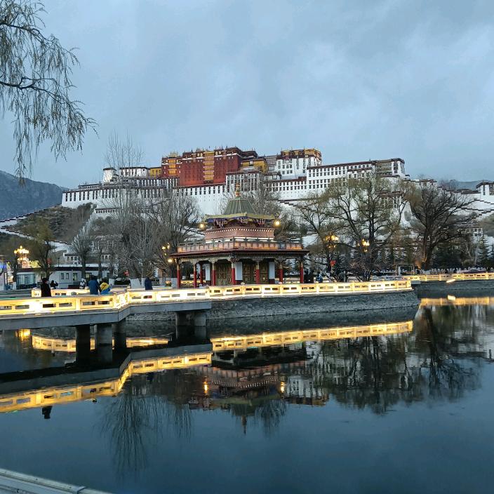 朵次仁扎西