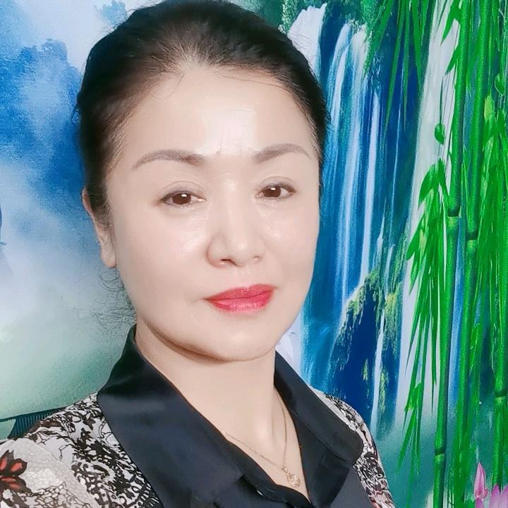 佰奕嘉房产周姐