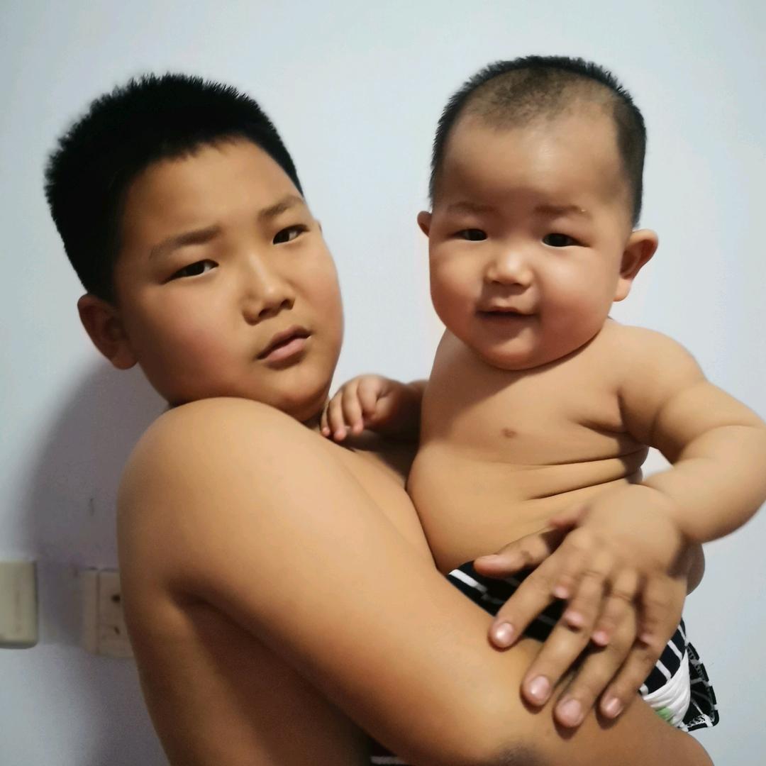 最爱博博