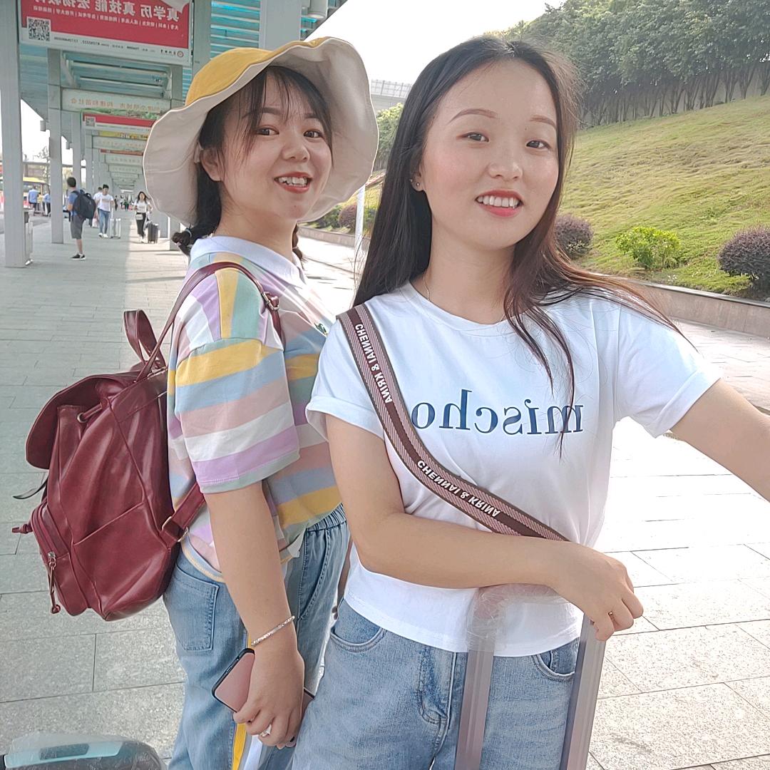 是万万吖