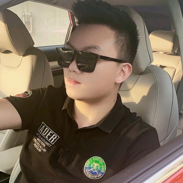 梁少精品车