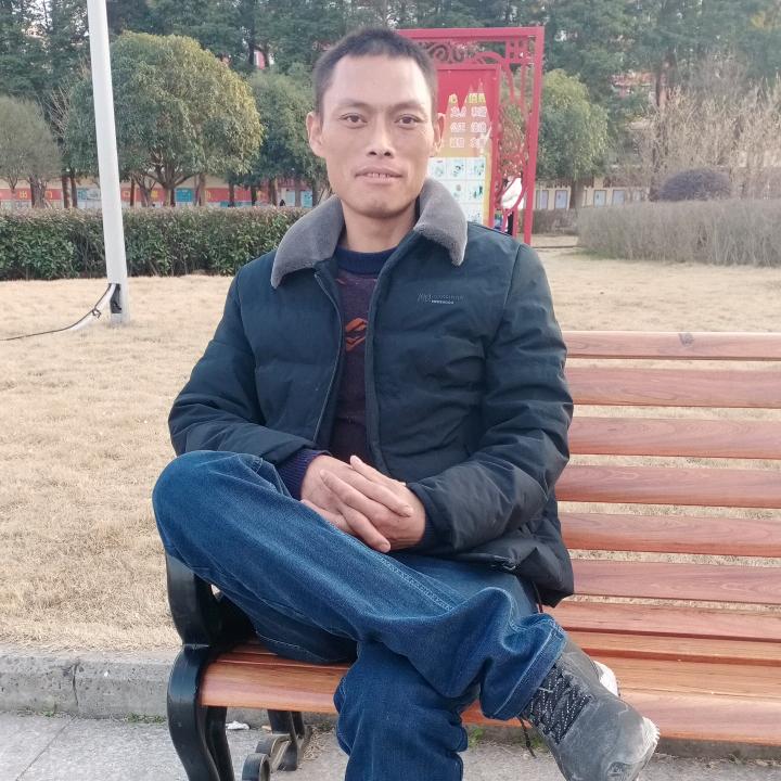 蒋三