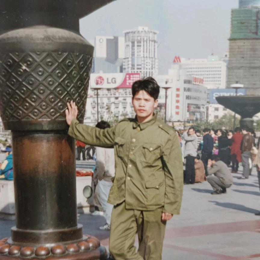 （专业清洗商用油烟机管道)剑哥