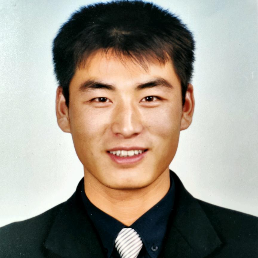 墨垚千嶂