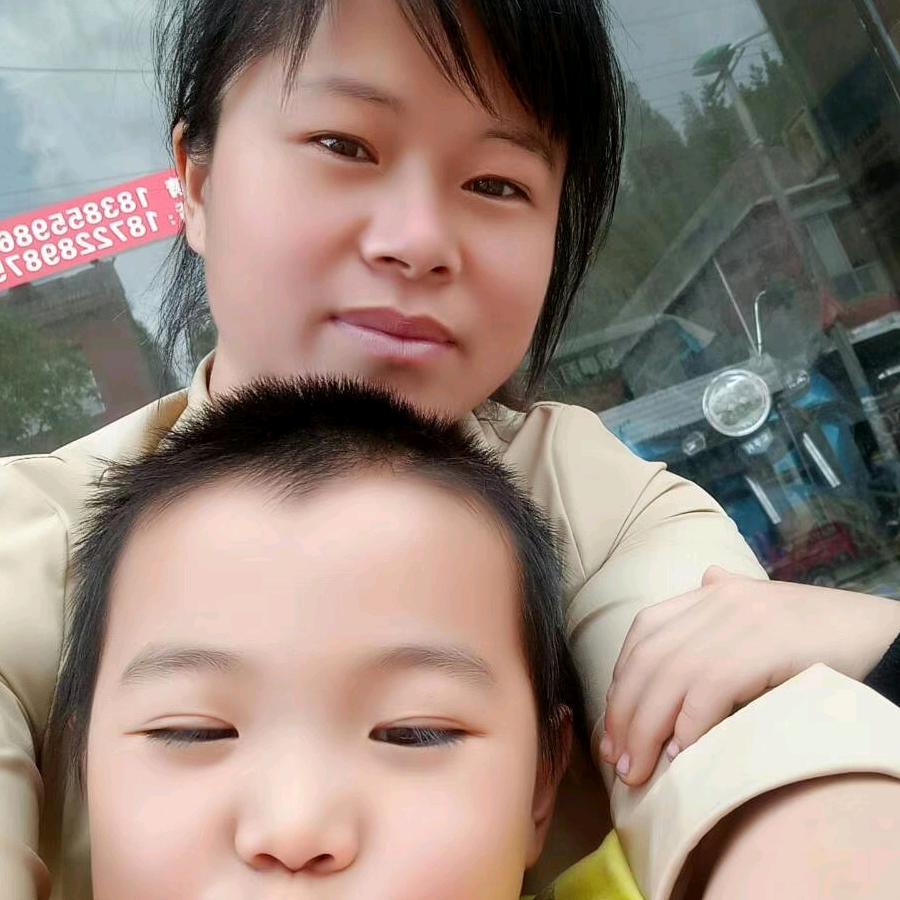 都匀庆霞种植地马蜂，草血竭，各种药财