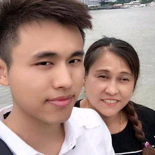 张昌丽