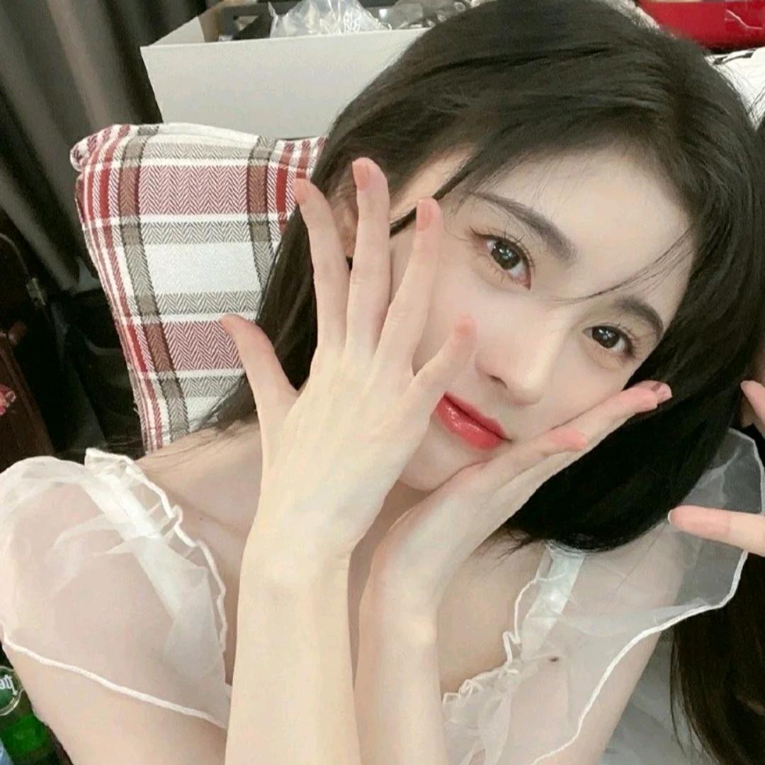 Yesmola（纯欲少女）