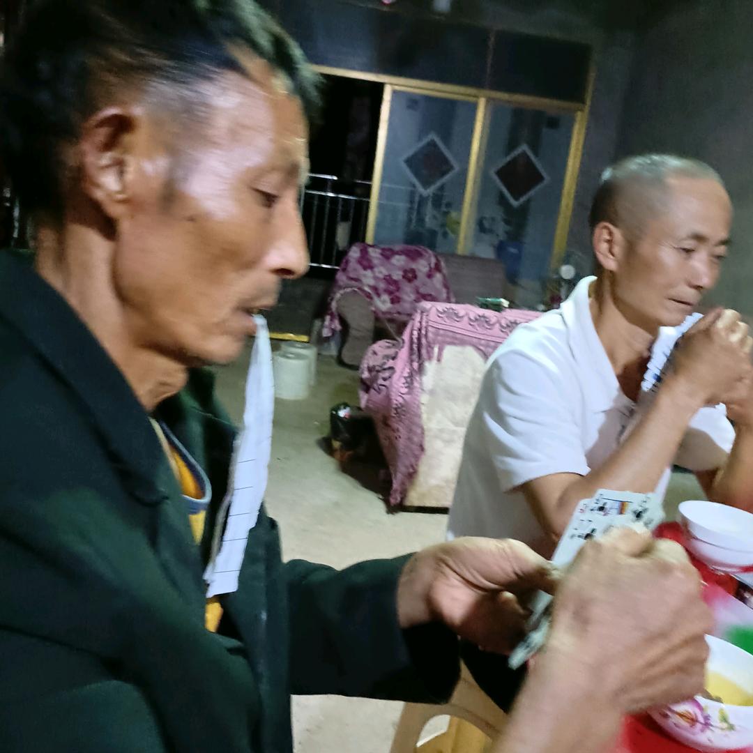 回首