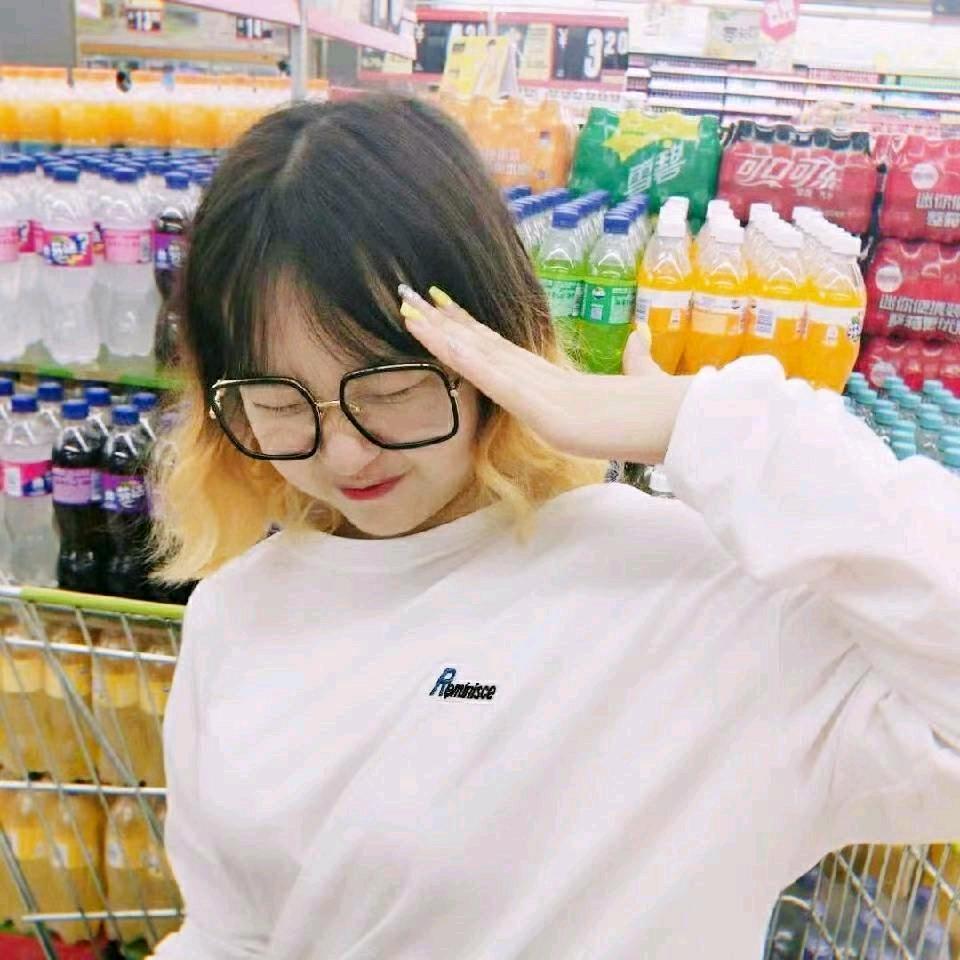 告别玫瑰湖的高挑小奶猫ฅ ້໌ᮨ🎀
