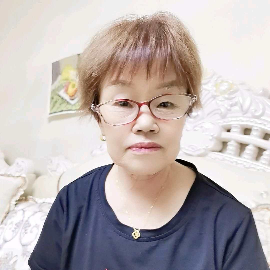 随兰彩
