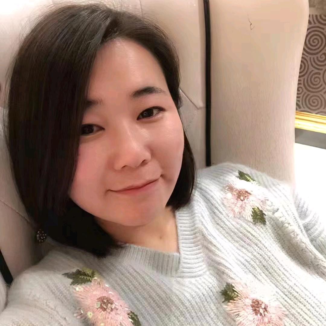 裴浠妤