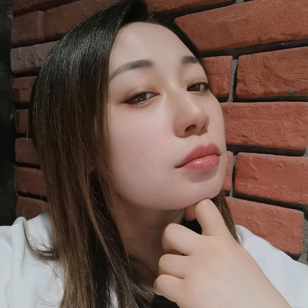 Ｗ(｡･ω･｡)ﾉ♡