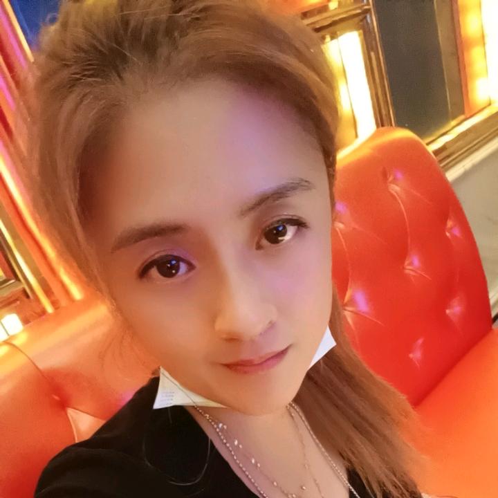 莹莹