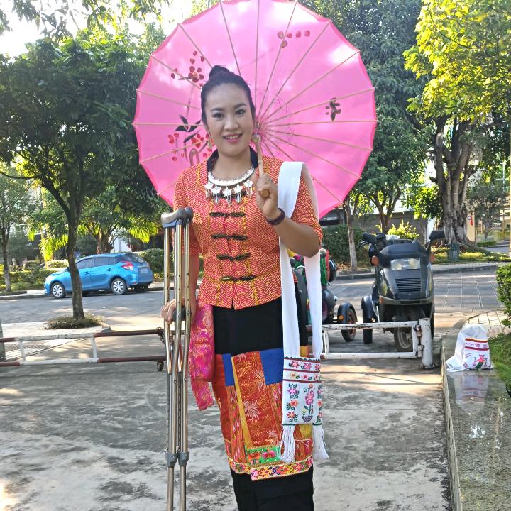 云南双拐女孩【请勿连赞】