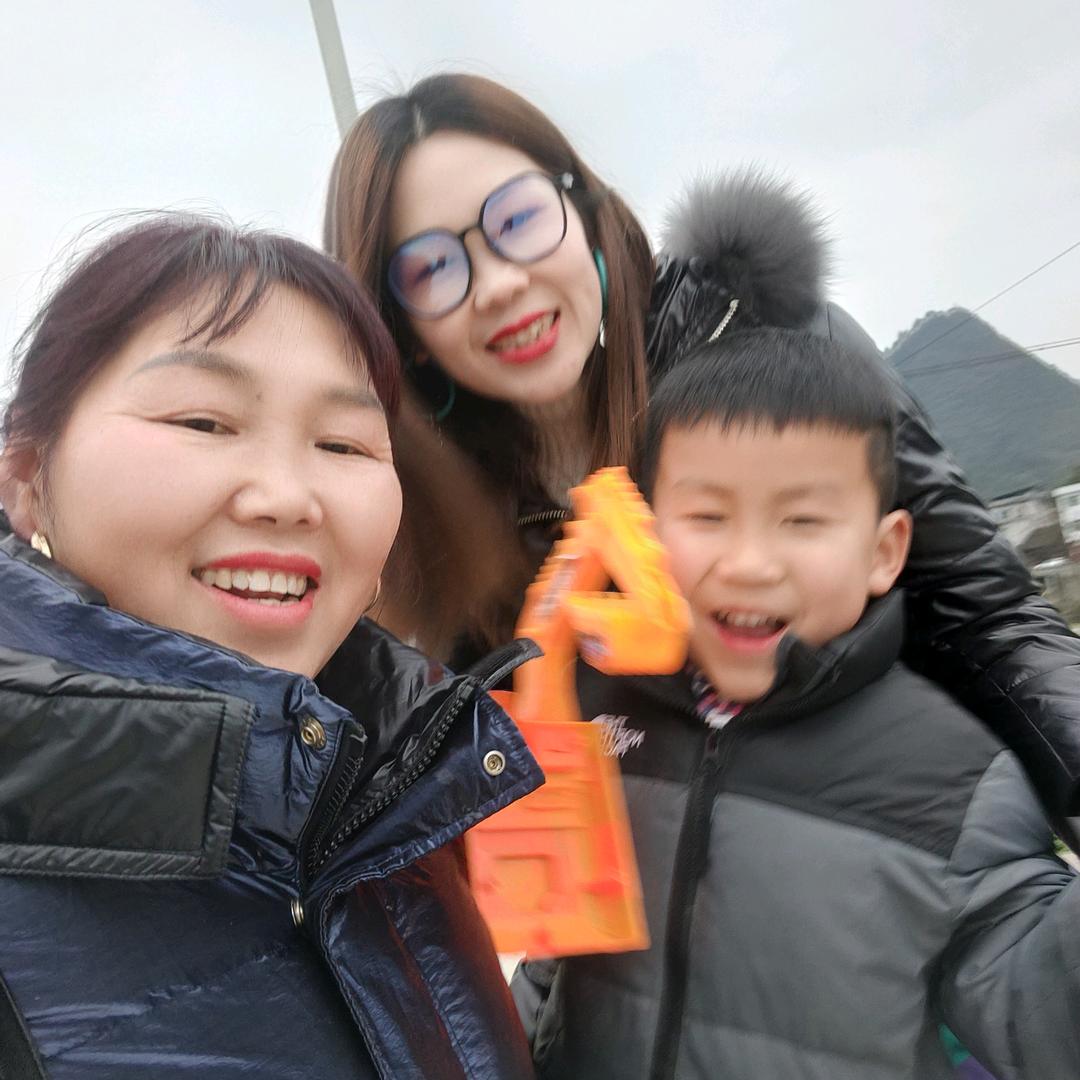 曾酸酸麻麻楊春艳