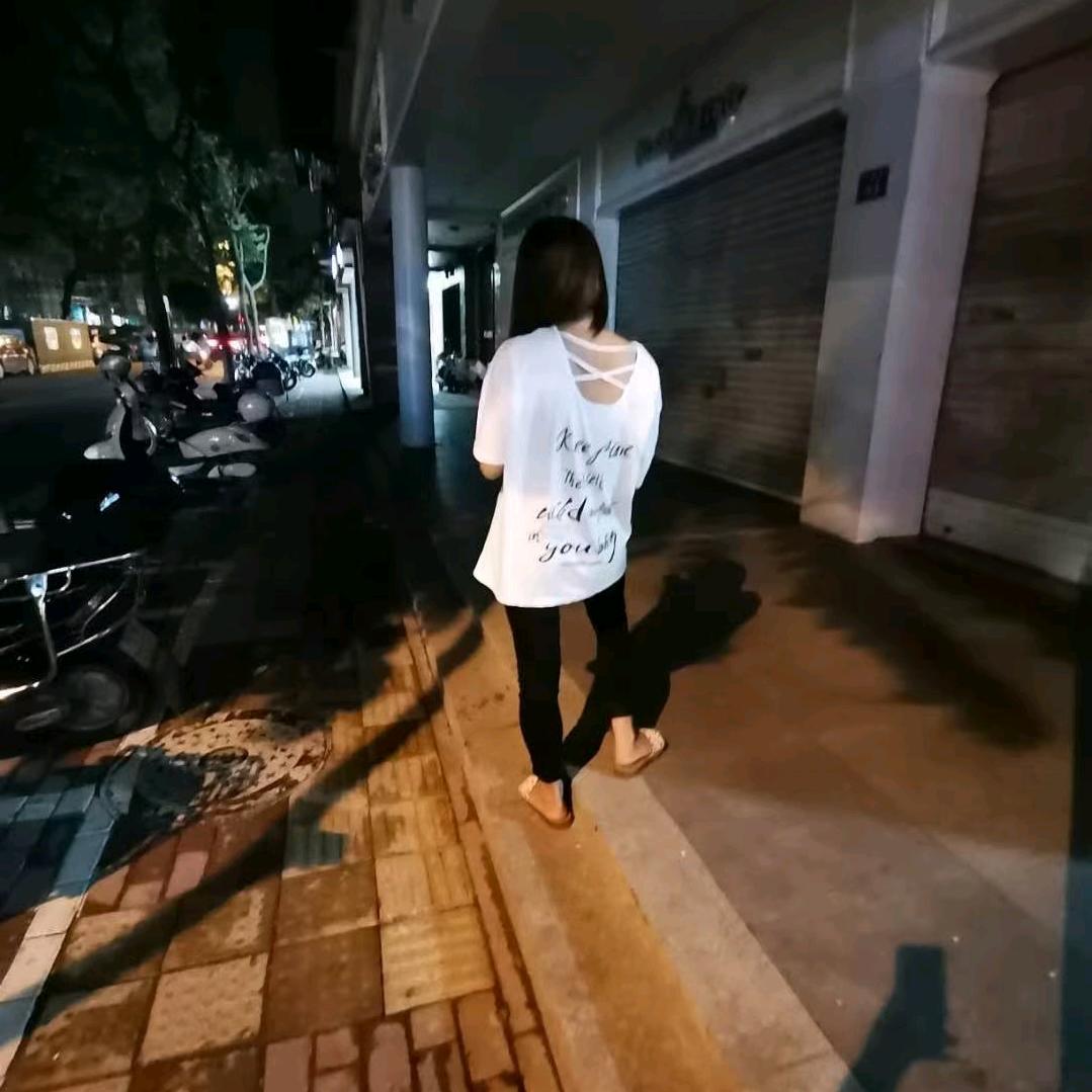 柠檬小姐