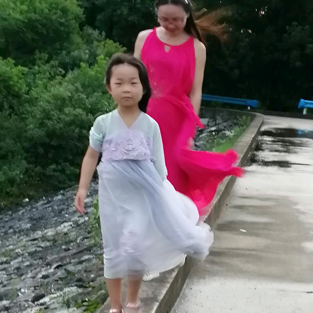 小七七