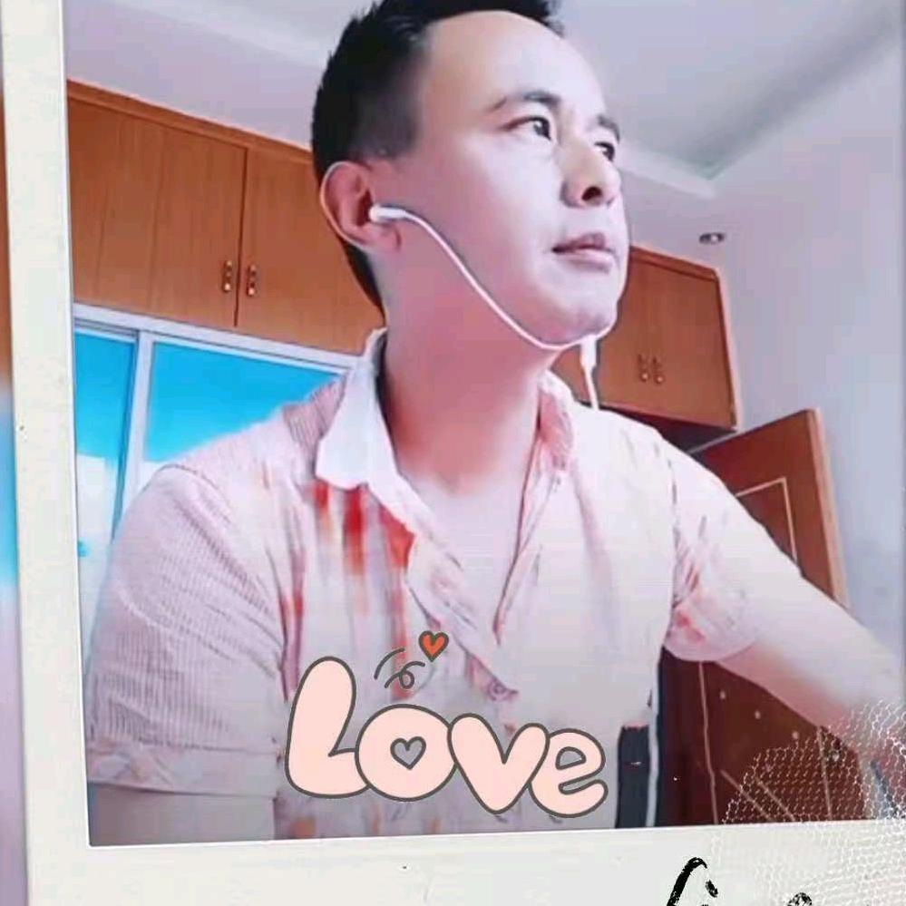 一个小泥工