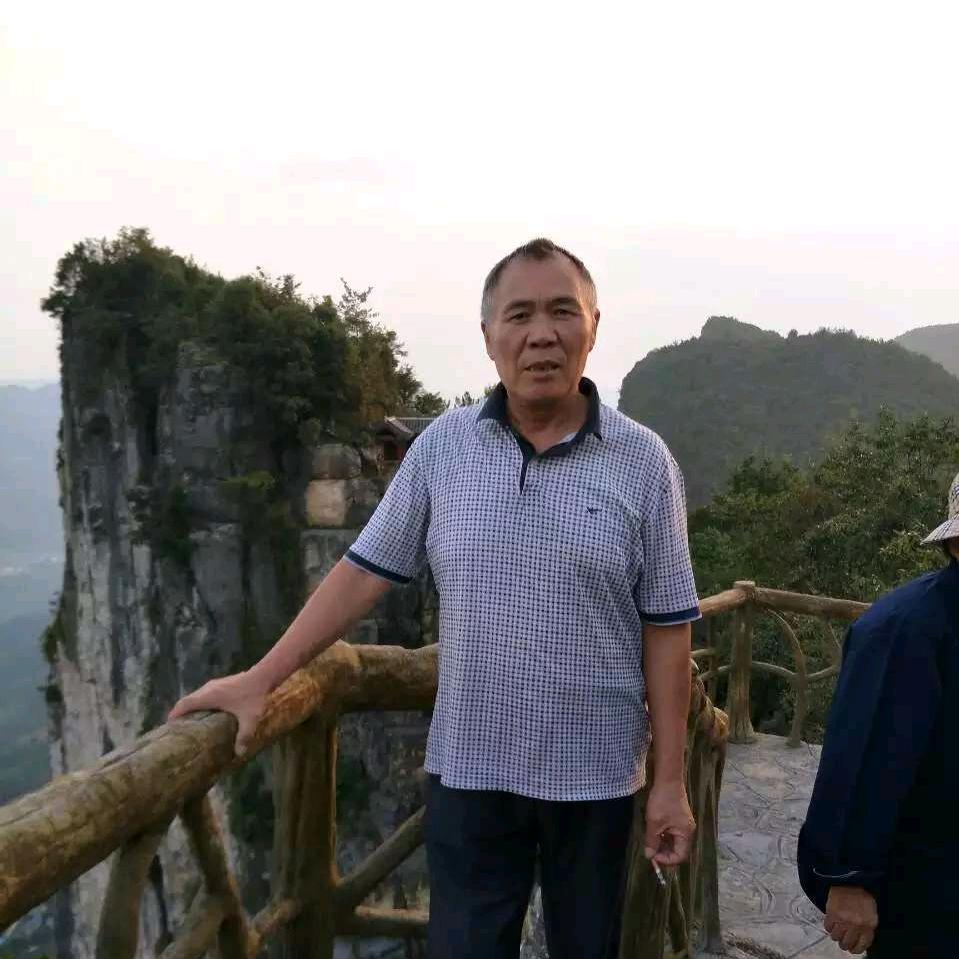 人在江湖（上午九点半开播）