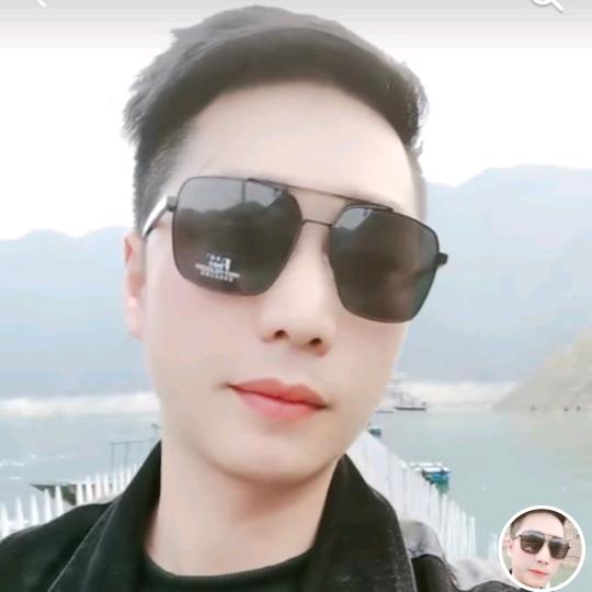 活在风浪里