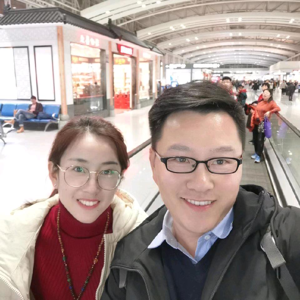 沉默寡言的辩论家