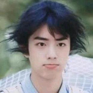 菅蓉头像