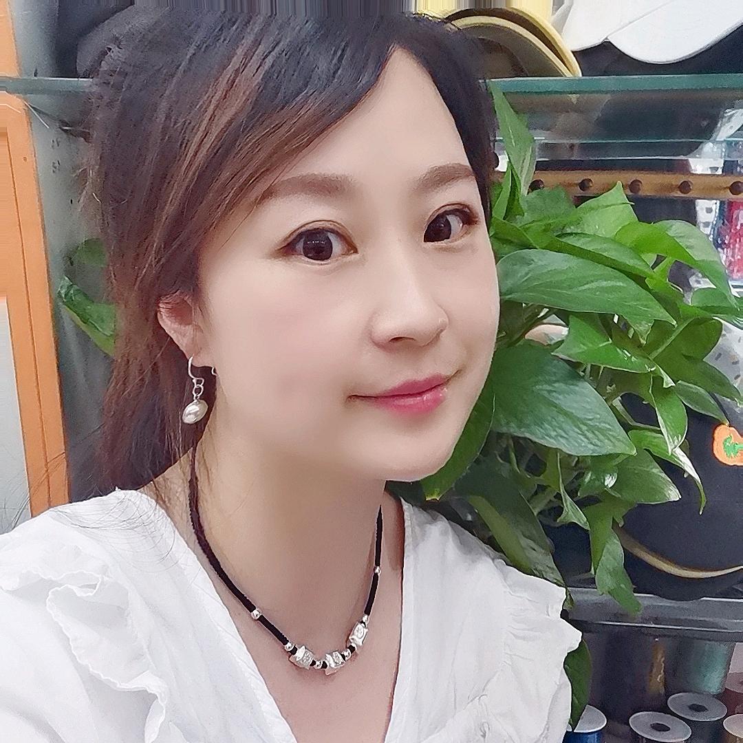 鼎基服装城藏玉阁