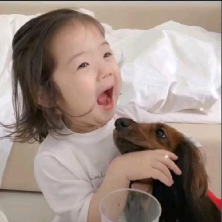 忙着搞钱的小王同学
