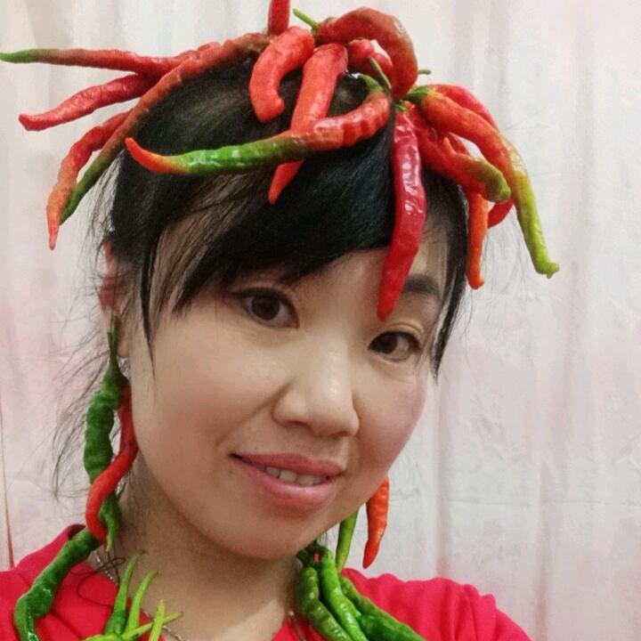 汾西郭姐  搞笑/才艺：花轿 鼓舞