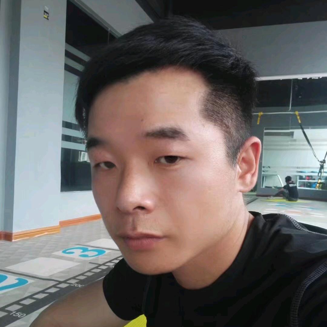 奥辉搏击俱乐部（刘威振）