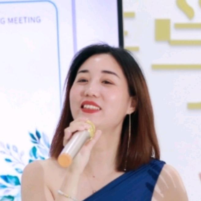 深圳南油玥衡高端形象设计师品牌—衣彩服饰