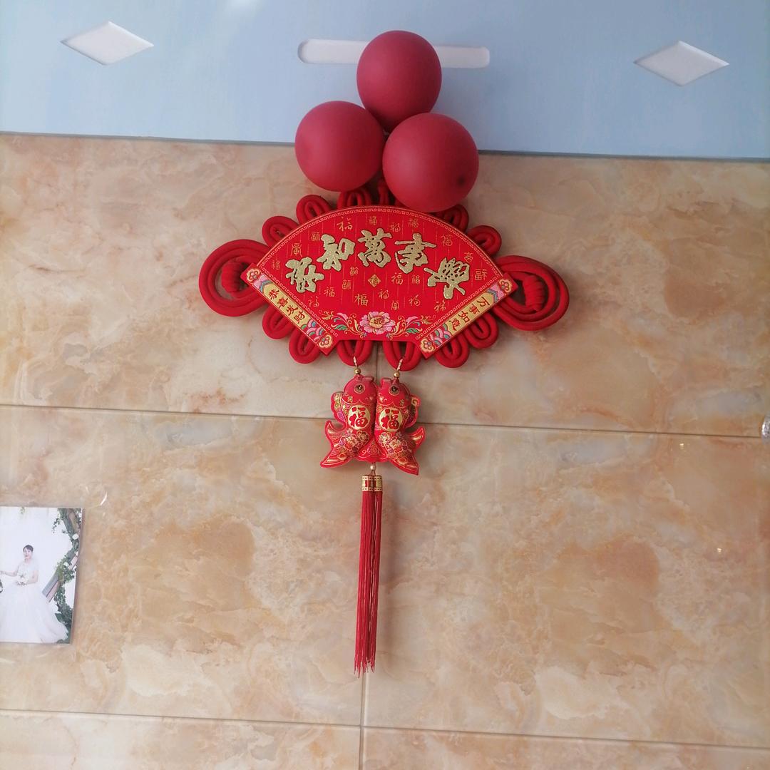 向着红旗指引的方向