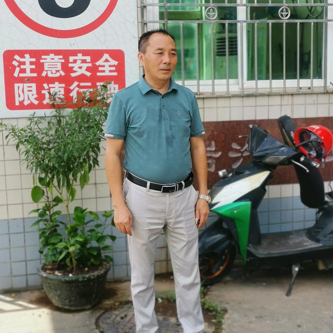 龙华德