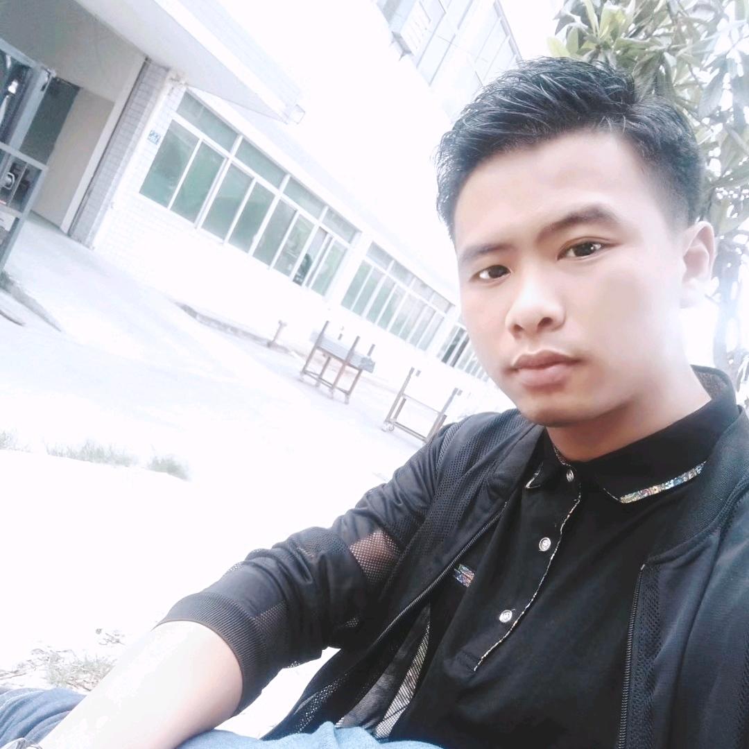 爱钓鱼的小黄哥