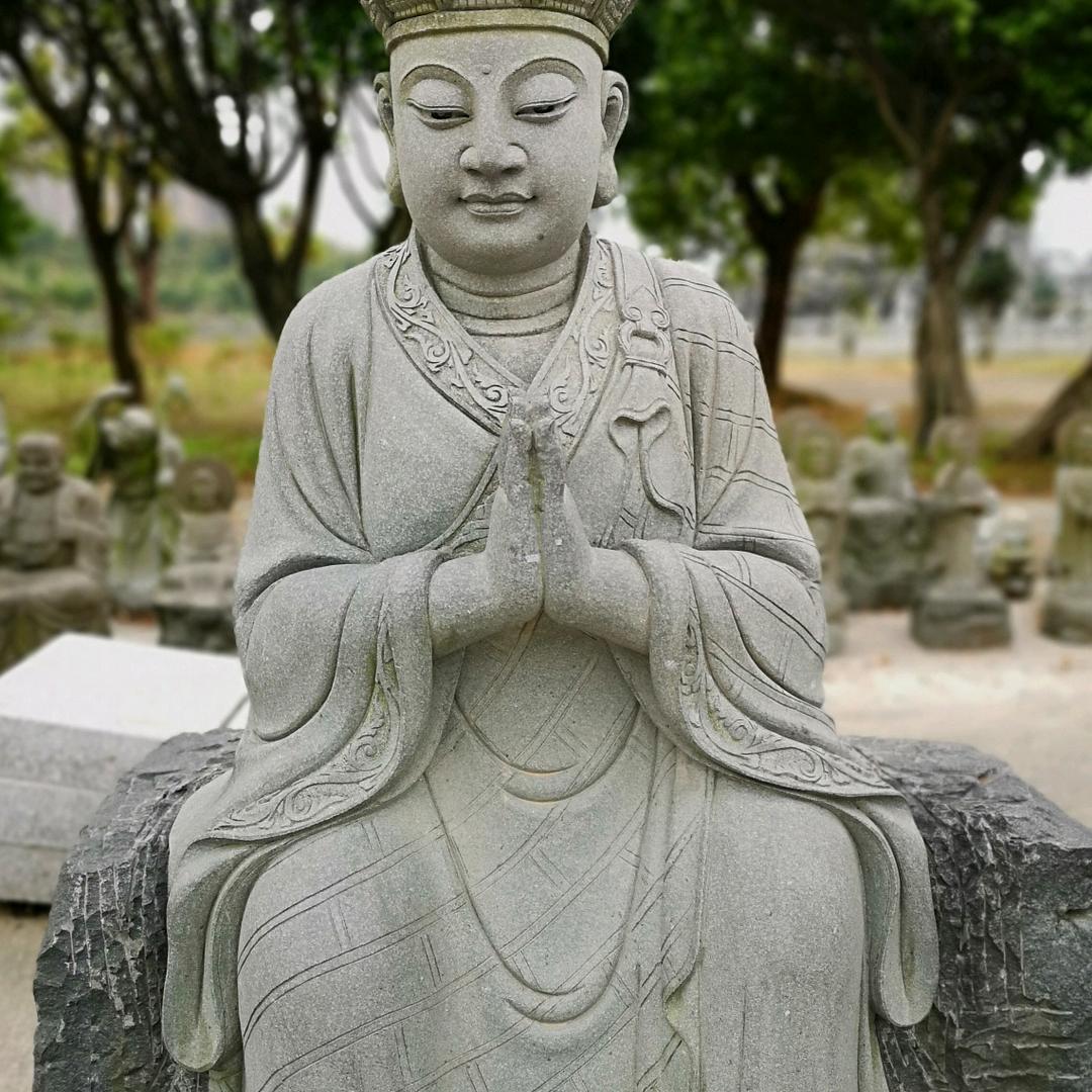 王