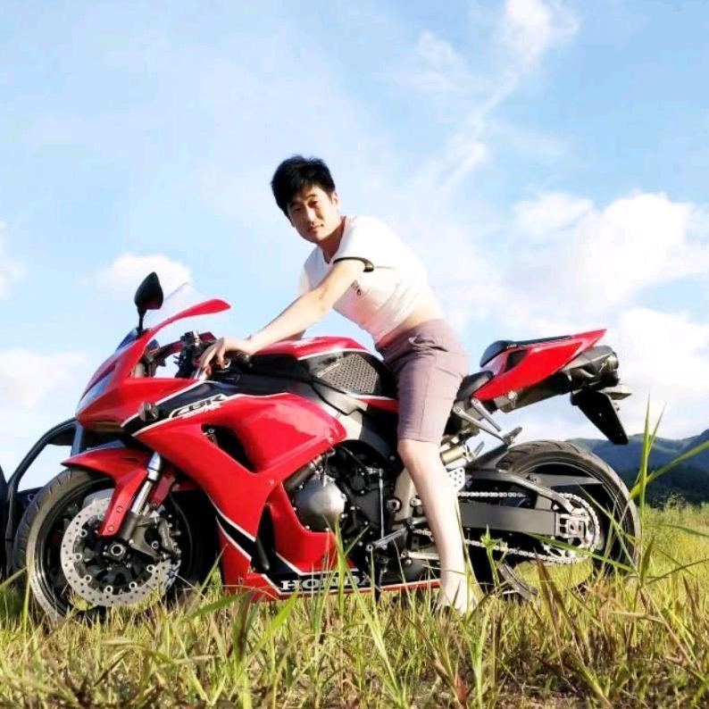 小磊